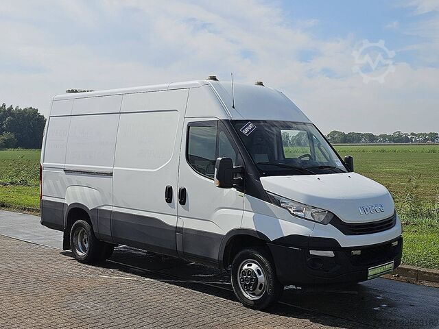 High-roof van IVECO DAILY 35 C 18 3.0 L2H2