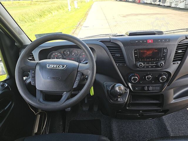 High-roof van IVECO DAILY 35 C 18 3.0 L2H2