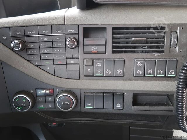 Standard-SZM Volvo FH 460 4x2, Glob, 2 Tanks, ACC, TUV, NL truck, ...