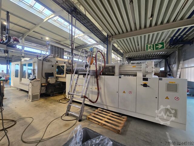 Spritzgießmaschine Krauss Maffei KM 1300-12000 MX