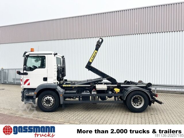 Roll-off tipper truck MAN TGM 18.290 4x2 BL, Winterdienstausstattung