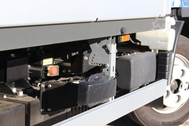 Transporter mit Pritsche & Plane Mitsubishi Canter 4C15E M - BATT.