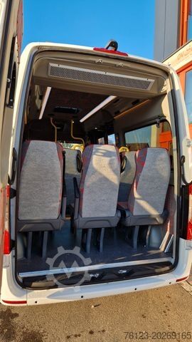 City bus MERCEDES-BENZ 2 x Lagerfahrzeug Bürgerbus Niederflur 9 Sitze