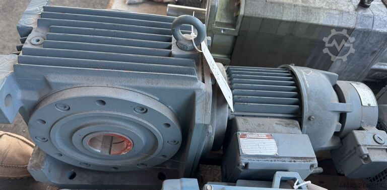Motor BAUER SG6-24/DK94-216