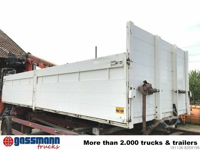 Wechselfahrgestell LKW Wechselbrücke mit Kranvorrichtung