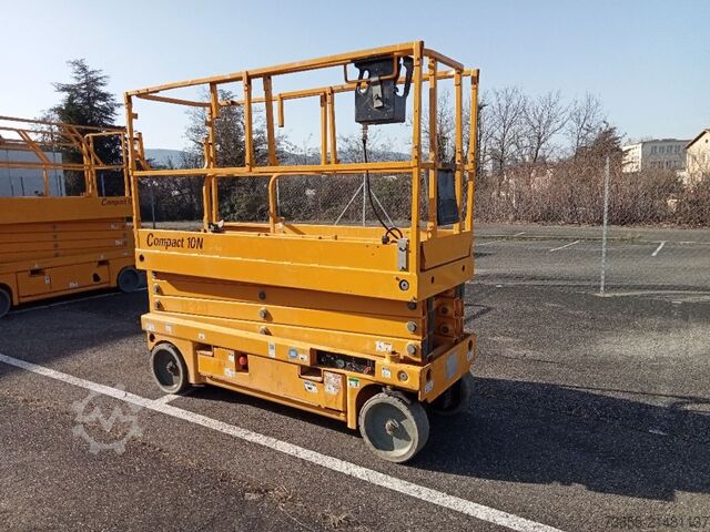 Scherenhubtisch Haulotte COMPACT 10N