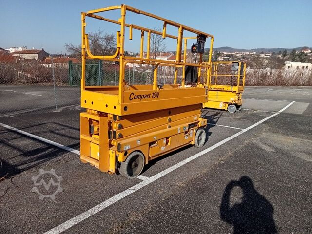 Scissor Lift Haulotte COMPACT 10N