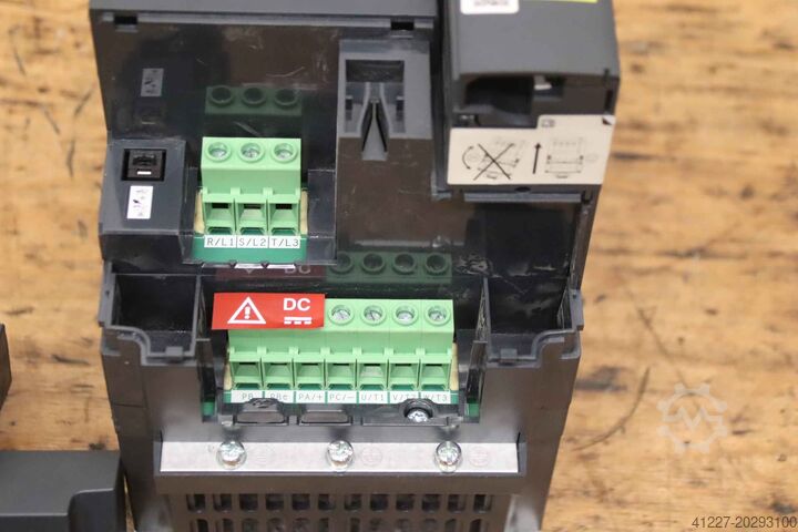 Frequency converter 7.5 kW Schneider Electric Altivar 320   ATV320U75N4B