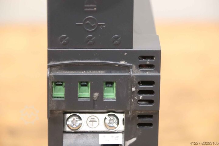 Frequency converter 3 kW Schneider Electric Altivar 320 ATV320U30N4B