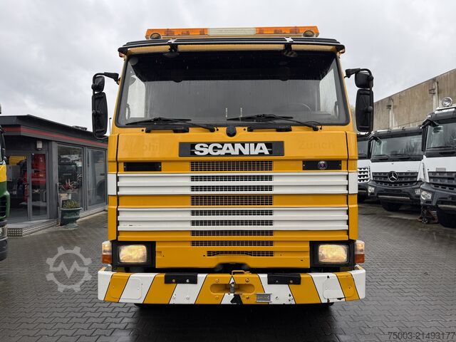 Heavy-duty truck Scania R143 450 V8 6X4 Kran Palfinger 45000 / Oldtimer