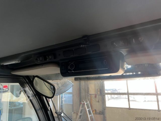 Customized van HAKO Citymaster CM 2200 Kehrmaschine 2 m³