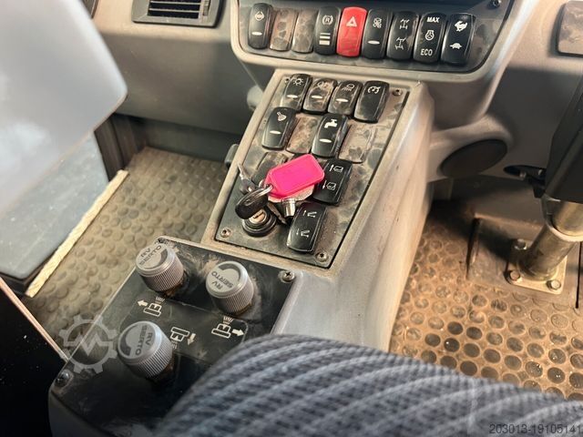 Customized van HAKO Citymaster CM 2200 Kehrmaschine 2 m³