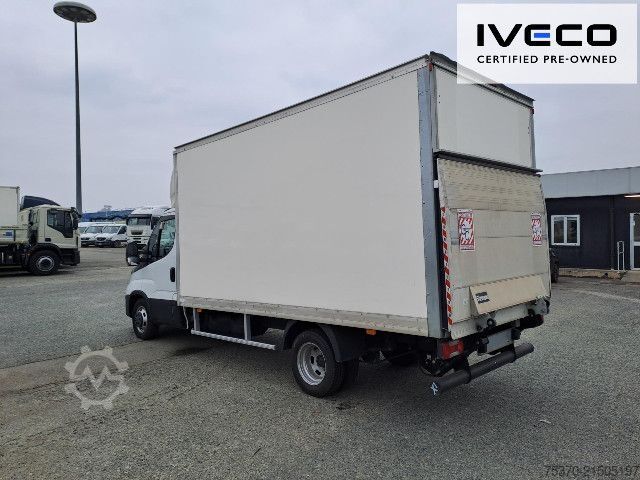 Transporter mit Koffer IVECO DAILY 35C16 3.0 - 4100