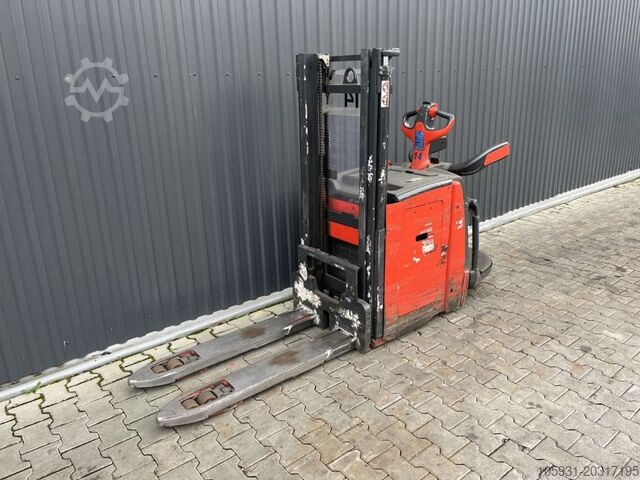 Stand-on stacker Linde D10AP