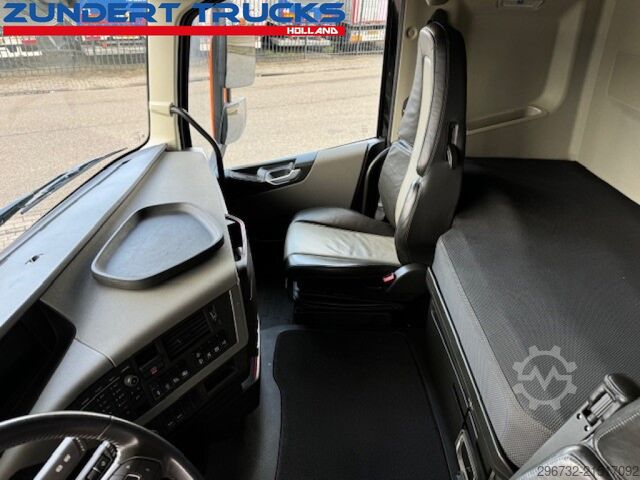 Standard-SZM Volvo FH 500 GLOBETROTTER, LEATHER, ALCOA