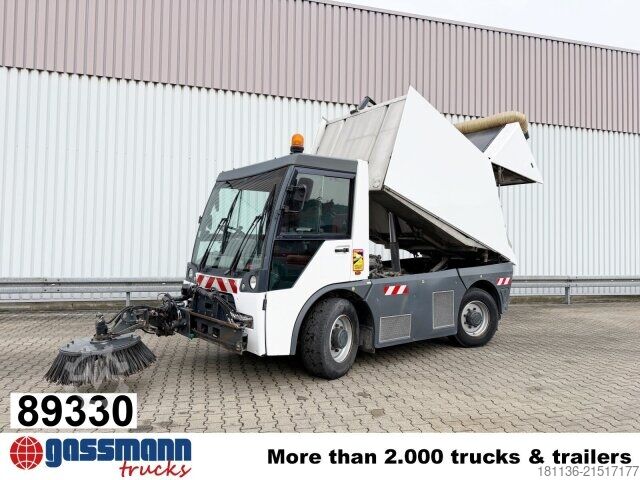 Kehrmaschine Aebi MFH 5500, 4-Rad-Lenkung, 3-Besen, Hochentleerung,