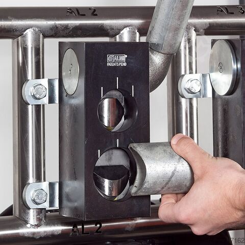 Rohr- und Profilstanzmaschine ALMI AL-2
