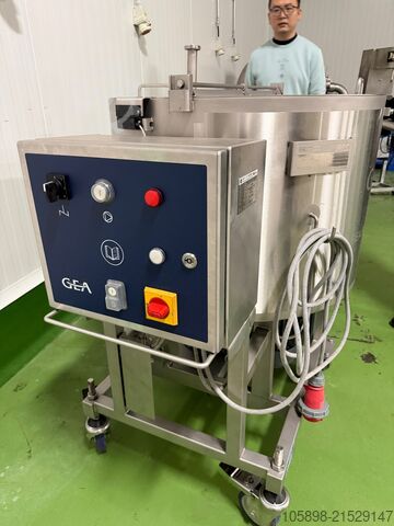 Nahezu neuwertig: Formen, Beschichten und Frittieren GEA Complete 600mm forming, coating and frying line