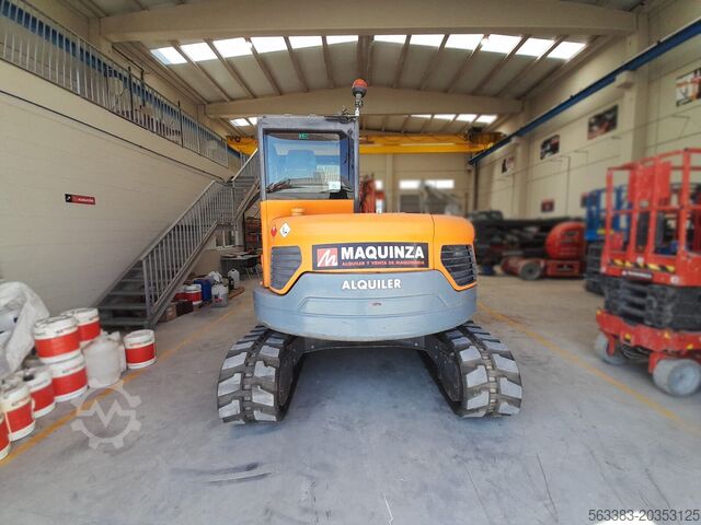 Mini excavator Develon DX85R-7