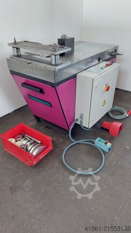 Hydr. horiz. Biegemaschine INDUMASCH VARIOBEND 30