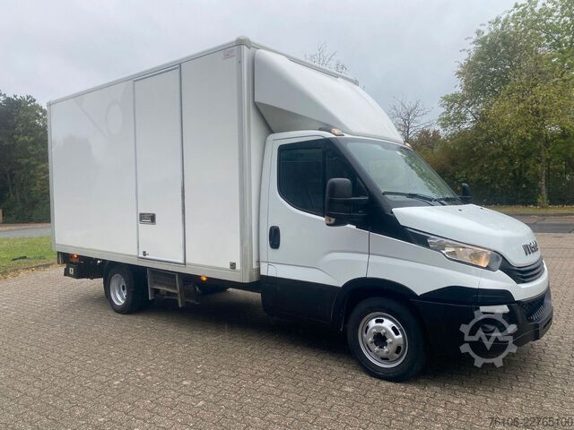 Box van IVECO Daily 35C14 Hi-Matic Koffer mit Ladebordwand