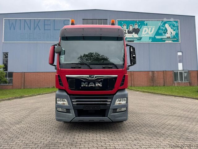 Standard tractor unit MAN TGX 18.460 4x2   Schlafkabine *retarder*
