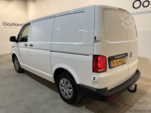 High-roof van VW Transporter 2.0 TDI L1H1 150 PK Automaat / Euro...