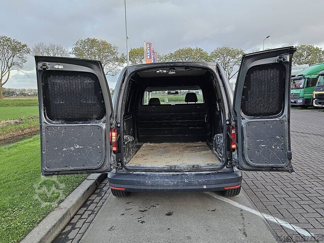 High-roof van VOLKSWAGEN CADDY 2.0
