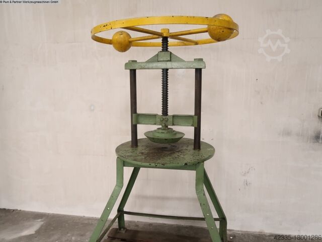 Hand-Operated Fly Press Eigenbau HP
