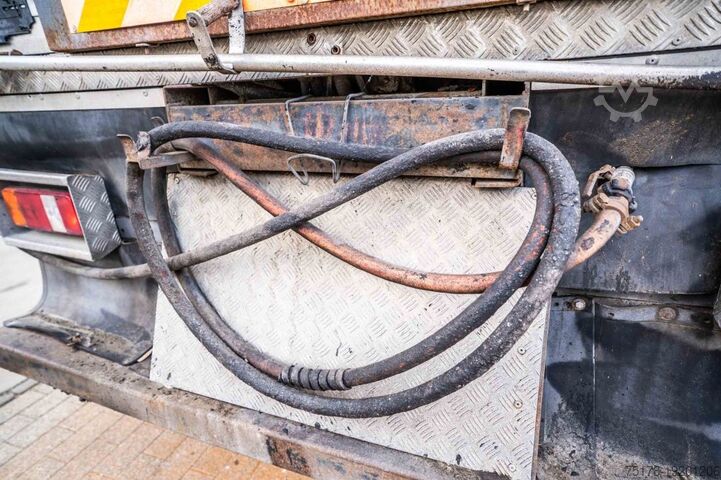 Tankwagen SCANIA SCANIA 124G420-6x4/BITUMEN/ASFALT