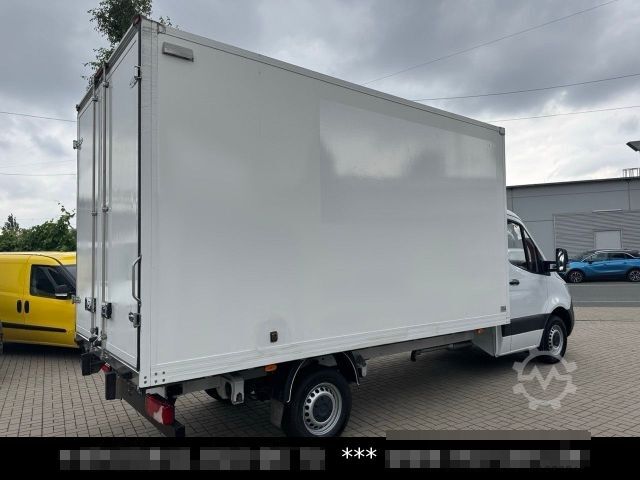 Transporter mit Koffer MERCEDES-BENZ Sprinter 314 Möbel Maxi 4,32 m. 22 m³ No. 316-27