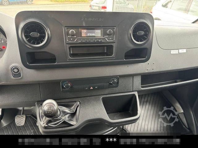 Transporter mit Koffer MERCEDES-BENZ Sprinter 314 Möbel Maxi 4,32 m. 22 m³ No. 316-27