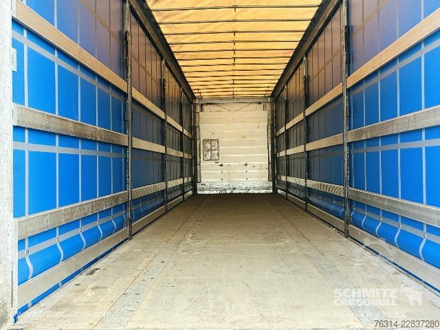 Auflieger mit Pritsche & Plane Schmitz Cargobull Curtainsider Coil Getränke
