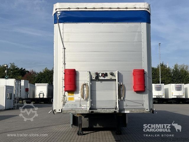 Auflieger mit Pritsche & Plane Schmitz Cargobull Curtainsider Standard Getränke