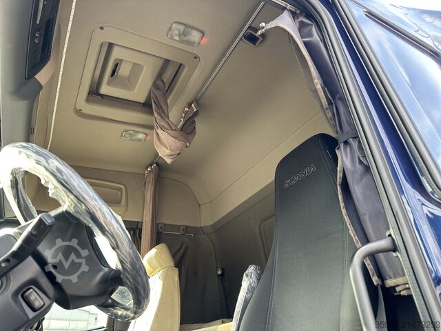 Standard SZM SCANIA R 560