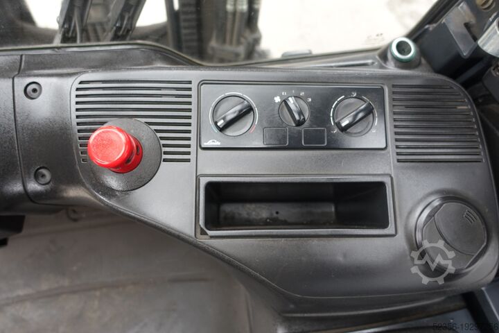 Frontstapler Linde 3,5t Elektrostapler E35 TRIPLEX SS ZVG