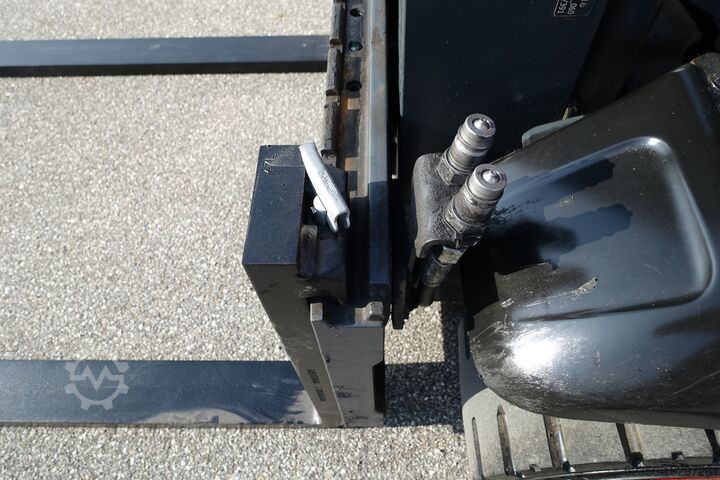 Electric forklift Linde H20D 2t Dieselstapler Triplex SS ZH2