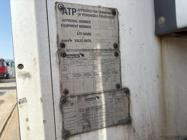 BE-Auflieger Schmitz SKO 18 + STUURAS + LOADLIFT + CARRIER