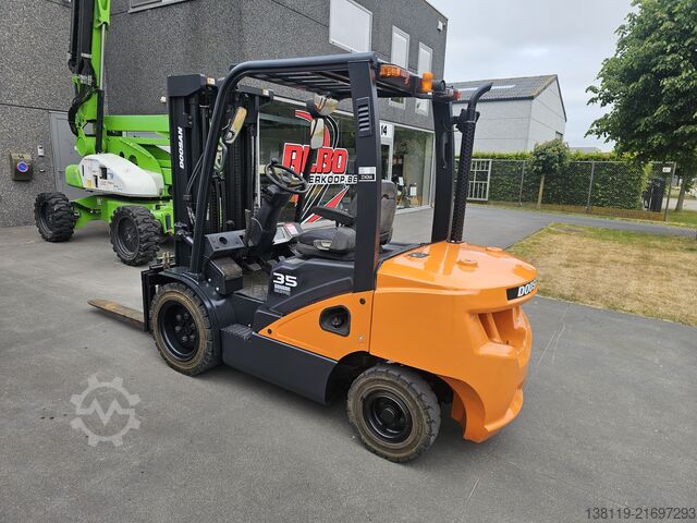 Gabelstapler DOOSAN D35