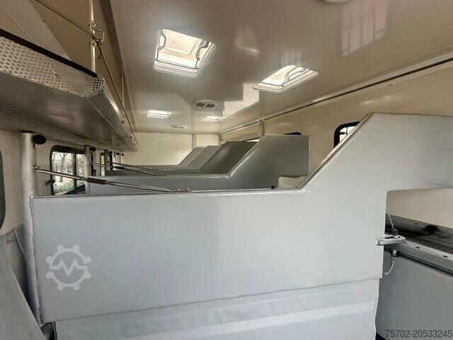 Viehtransporter LKW MAN TGM 15250 5-6 Pferde Wohnung