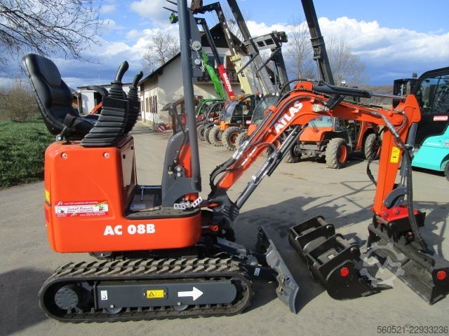 Mini excavators Atlas AC08B - mechan. Schnellwechsler LEHNHOF + 3 Löffel