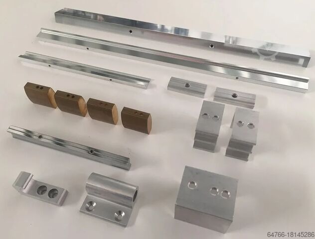 Automatische Aluminium-/PVC-Schneidesäge Tronzadoras MG GAA-350-90+CNC+TR12