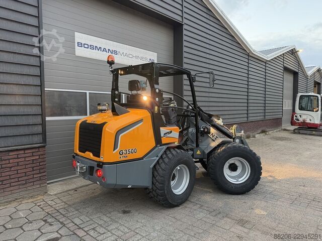 Giant G3500 X-TRA loader NEW GIANT G3500 X-TRA shovel NIEUW