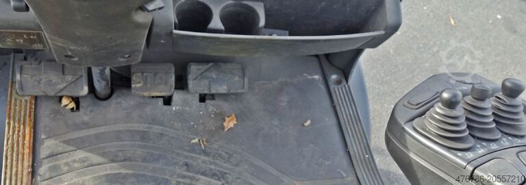 Diesel Forklift Linde H 30 D-02