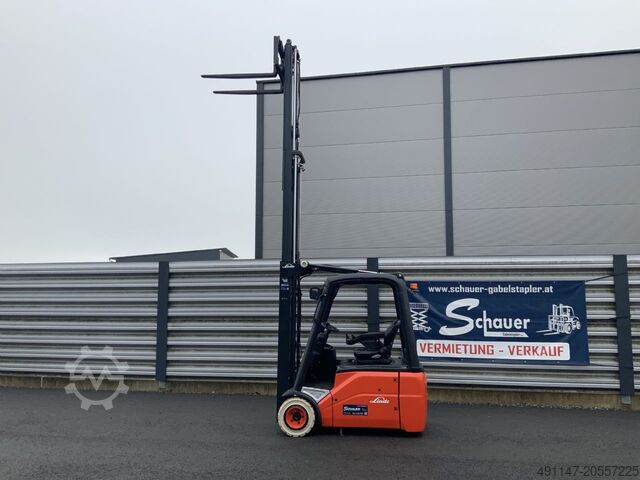 Electric 3-wheel forklift Linde E18