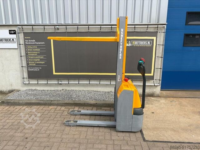 VS-22832 Compact stacker Jungheinrich EMC110 JUNGHEINRICH EMC110