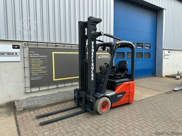 VS-22813 Electric triplex forklift Linde E12 COMPACT LINDE E12