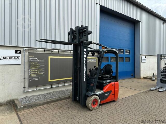 VS-22813 Electric triplex forklift Linde E12 COMPACT LINDE E12