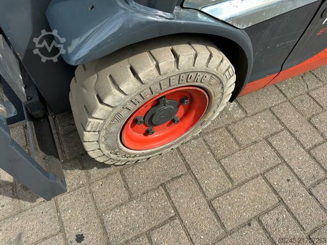 VS-22813 Electric triplex forklift Linde E12 COMPACT LINDE E12