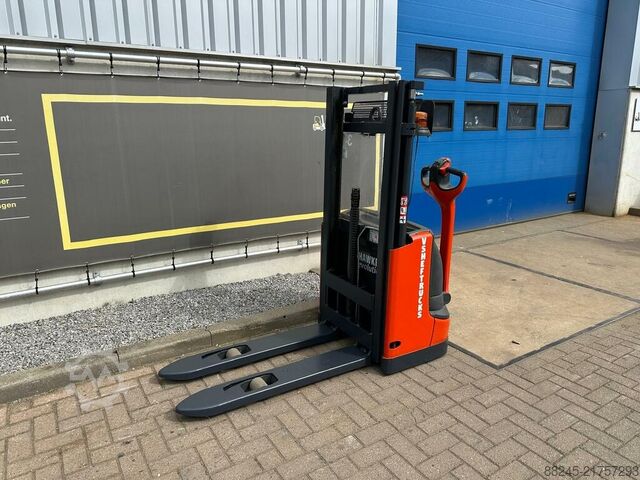 VS-22810 Electric COMPACT stacker Linde L12 LINDE L12